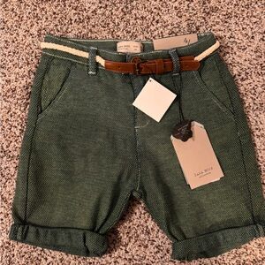 NWT Zara Boys Collection Shorts with Belt - Size 4/5